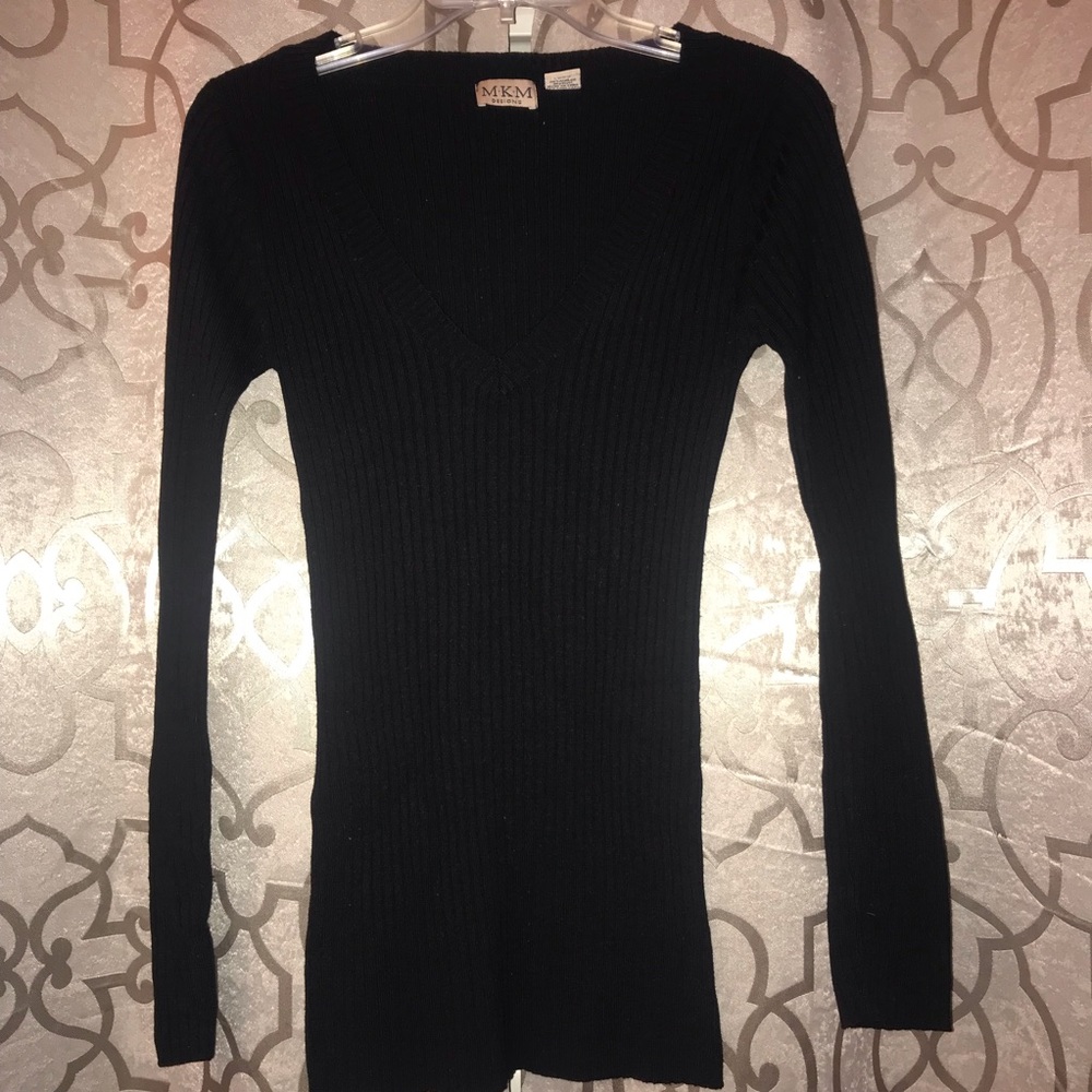 Long sleeve sweater